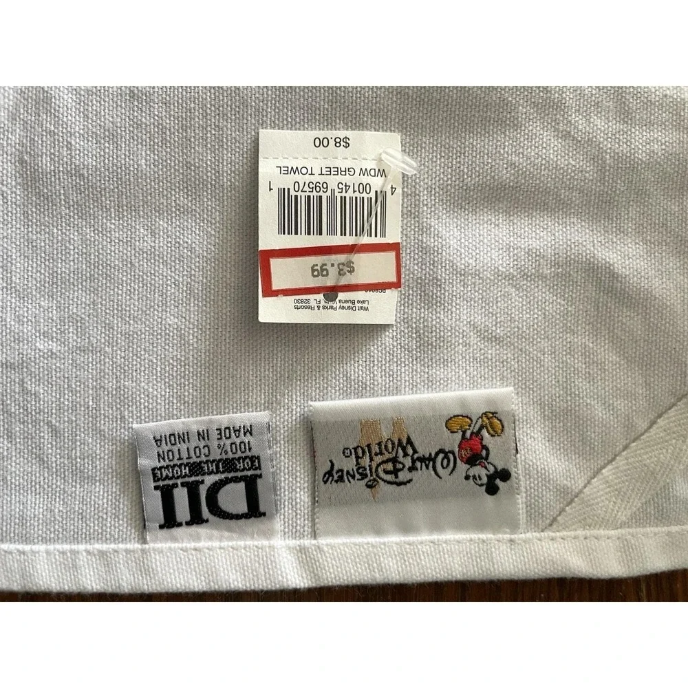 Disney World Souvenir Terry Cloth Towel Printed 1990s White WDW 26.5 X 17